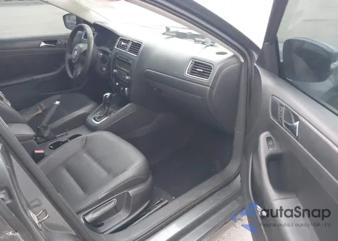 2011 Volkswagen Jetta 2.5L Se z USA, uszkodzony, nr VIN 3VWDZ7AJ3BM322281